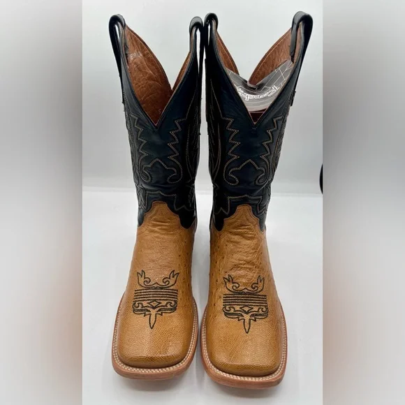 Pre-own mens smooth ostrich excellent condition use few times like new SIZE 10D